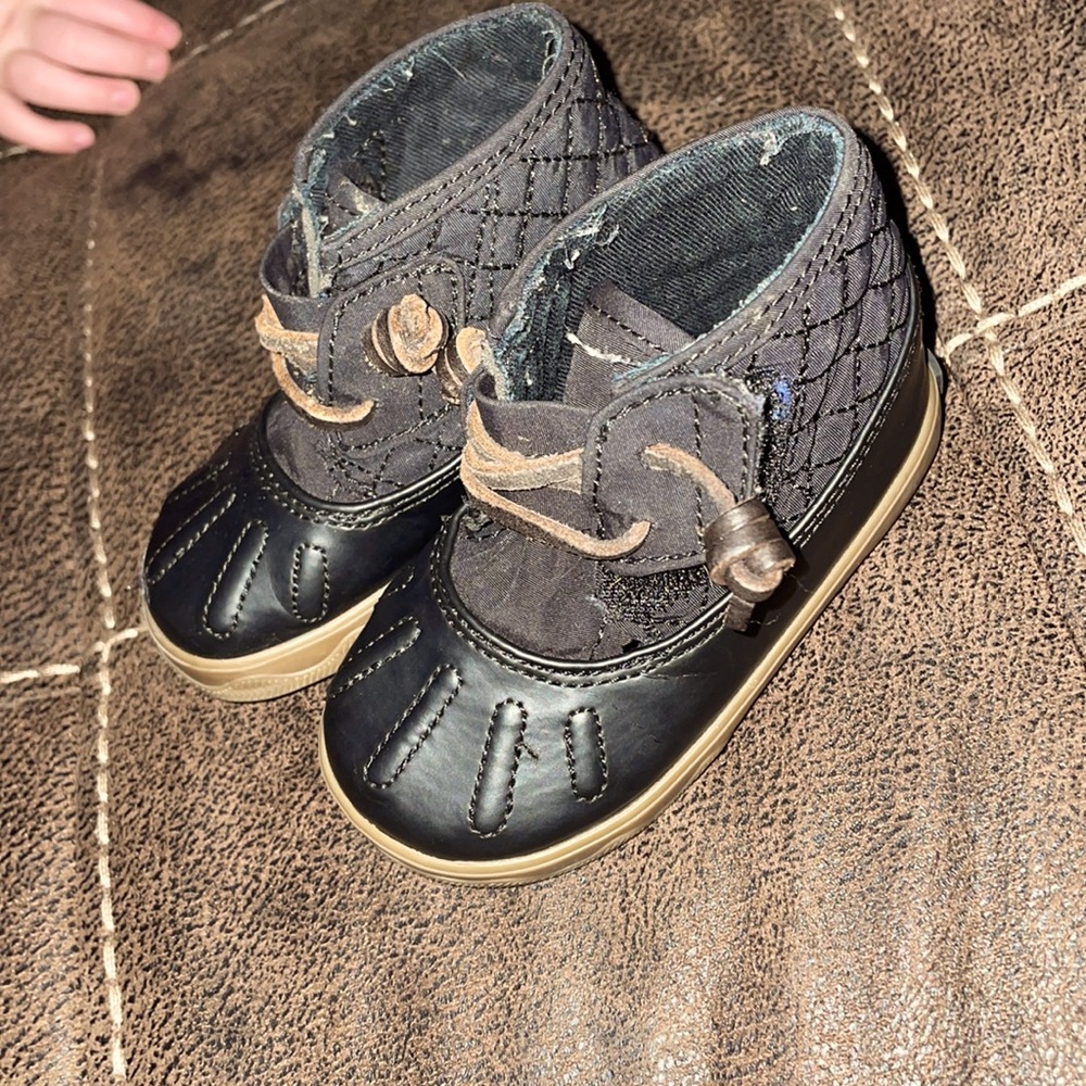 Kids sperry